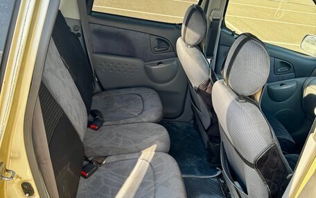 Toyota FunCargo, 1999 год, 395 000 рублей, 10 фотография