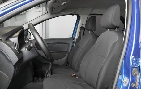 Renault Logan II, 2018 год, 624 145 рублей, 11 фотография