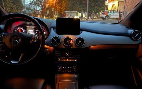 Mercedes-Benz B-Класс, 2017 год, 1 540 000 рублей, 19 фотография