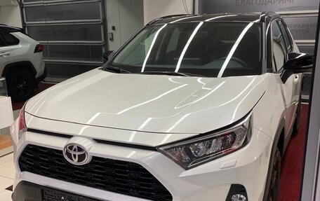 Toyota RAV4, 2022 год, 4 500 000 рублей, 9 фотография
