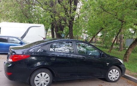 Hyundai Solaris II рестайлинг, 2013 год, 800 000 рублей, 4 фотография