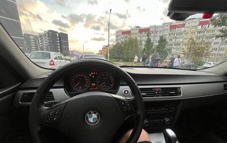 BMW 3 серия, 2007 год, 720 000 рублей, 13 фотография