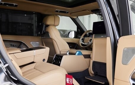 Land Rover Range Rover IV рестайлинг, 2025 год, 24 900 000 рублей, 13 фотография