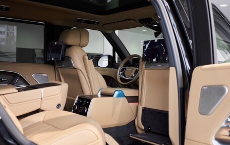 Land Rover Range Rover IV рестайлинг, 2024 год, 23 900 000 рублей, 13 фотография