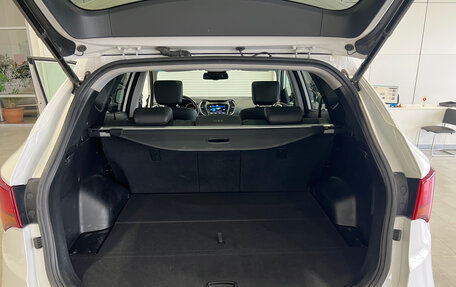 Hyundai Santa Fe III рестайлинг, 2017 год, 2 100 000 рублей, 15 фотография