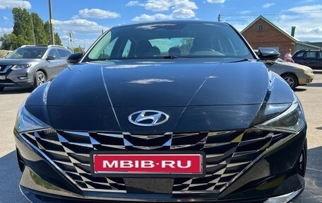 Hyundai Elantra, 2021 год, 2 000 000 рублей, 1 фотография