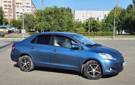 Toyota Yaris III рестайлинг, 2006 год, 720 000 рублей, 5 фотография