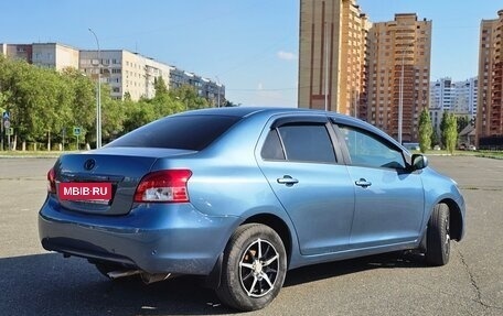 Toyota Yaris III рестайлинг, 2006 год, 720 000 рублей, 6 фотография
