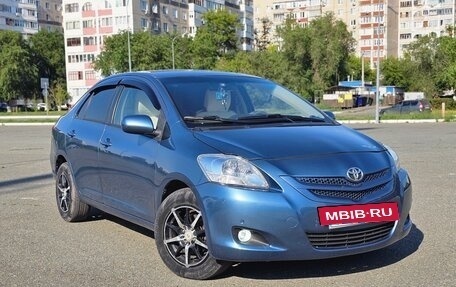 Toyota Yaris III рестайлинг, 2006 год, 720 000 рублей, 22 фотография
