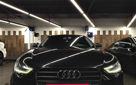 Audi A4, 2014 год, 1 200 000 рублей, 10 фотография