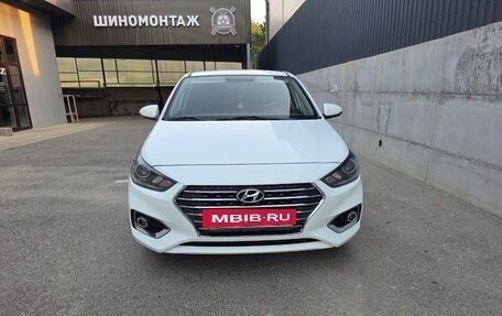 Hyundai Solaris II рестайлинг, 2018 год, 1 550 000 рублей, 2 фотография