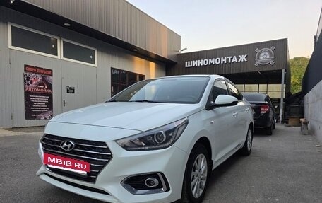 Hyundai Solaris II рестайлинг, 2018 год, 1 550 000 рублей, 5 фотография