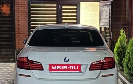 BMW 5 серия, 2012 год, 1 950 000 рублей, 3 фотография