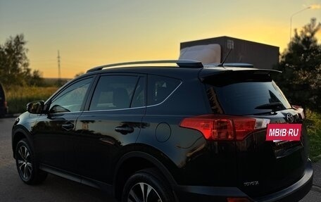 Toyota RAV4, 2015 год, 1 550 000 рублей, 6 фотография