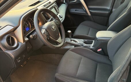 Toyota RAV4, 2015 год, 1 550 000 рублей, 15 фотография