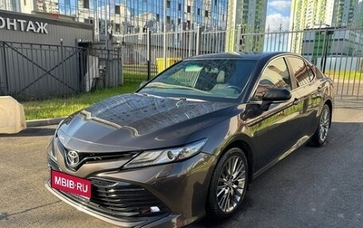 Toyota Camry, 2018 год, 2 300 000 рублей, 1 фотография