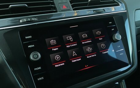 Volkswagen Tiguan II, 2021 год, 4 290 000 рублей, 34 фотография