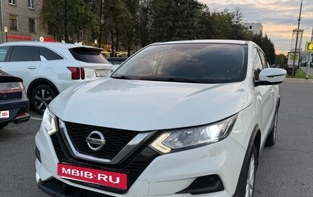 Nissan Qashqai, 2020 год, 2 350 000 рублей, 2 фотография