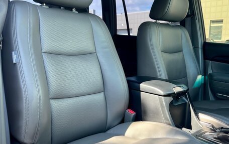 Toyota Land Cruiser Prado 120 рестайлинг, 2008 год, 2 800 000 рублей, 12 фотография