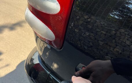 Toyota Land Cruiser Prado 120 рестайлинг, 2008 год, 2 800 000 рублей, 29 фотография