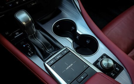 Lexus RX IV рестайлинг, 2019 год, 5 699 000 рублей, 25 фотография