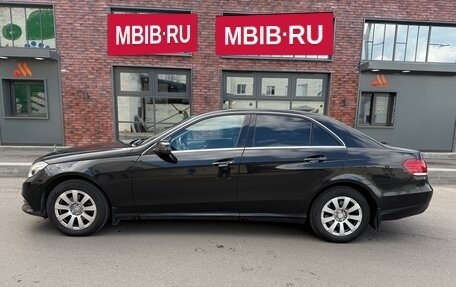 Mercedes-Benz E-Класс, 2013 год, 1 949 000 рублей, 2 фотография