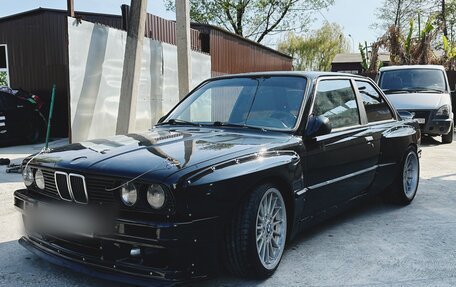 BMW 3 серия, 1989 год, 1 300 000 рублей, 4 фотография