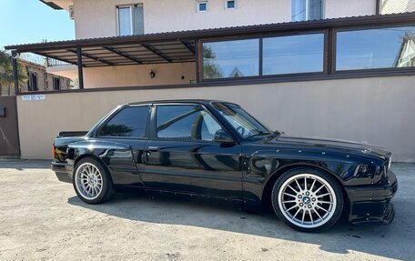 BMW 3 серия, 1989 год, 1 300 000 рублей, 8 фотография