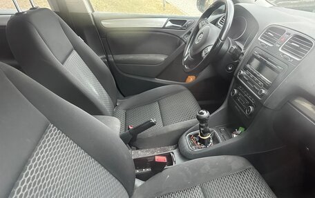 Volkswagen Golf VI, 2012 год, 450 000 рублей, 5 фотография