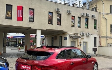 Jaguar F-Pace, 2016 год, 3 390 000 рублей, 2 фотография