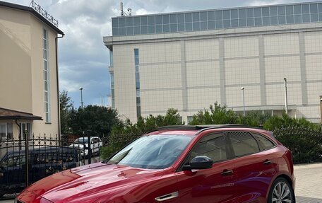 Jaguar F-Pace, 2016 год, 3 390 000 рублей, 4 фотография