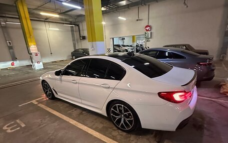 BMW 5 серия, 2021 год, 4 599 000 рублей, 2 фотография