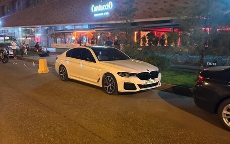 BMW 5 серия, 2021 год, 4 599 000 рублей, 31 фотография
