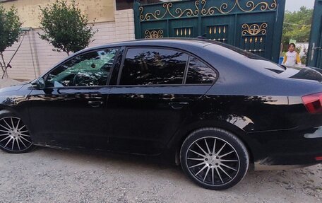 Volkswagen Jetta VI, 2016 год, 1 350 000 рублей, 4 фотография