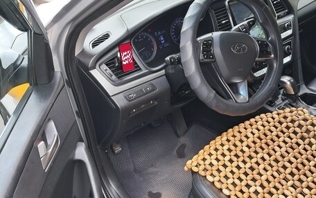 Hyundai Sonata VII, 2017 год, 950 000 рублей, 13 фотография