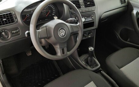 Volkswagen Polo VI (EU Market), 2011 год, 575 000 рублей, 12 фотография