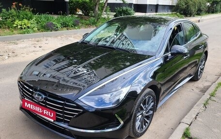 Hyundai Sonata VIII, 2020 год, 2 750 000 рублей, 4 фотография
