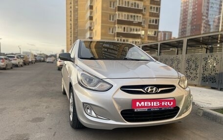 Hyundai Solaris II рестайлинг, 2013 год, 830 000 рублей, 6 фотография