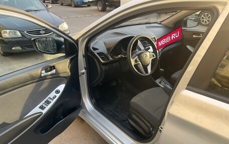 Hyundai Solaris II рестайлинг, 2013 год, 830 000 рублей, 8 фотография
