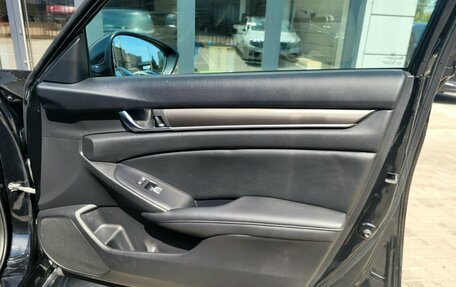 Honda Accord IX рестайлинг, 2019 год, 1 690 000 рублей, 13 фотография