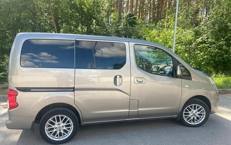 Nissan NV200, 2016 год, 1 630 000 рублей, 4 фотография
