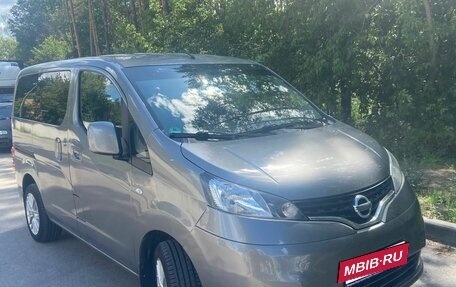 Nissan NV200, 2016 год, 1 630 000 рублей, 2 фотография