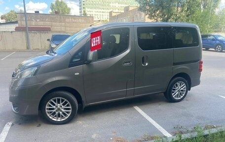 Nissan NV200, 2016 год, 1 630 000 рублей, 3 фотография