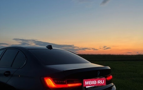 BMW 3 серия, 2019 год, 3 450 000 рублей, 5 фотография