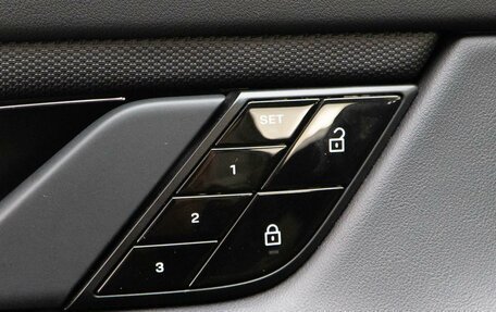 Porsche Taycan I, 2021 год, 6 487 500 рублей, 18 фотография