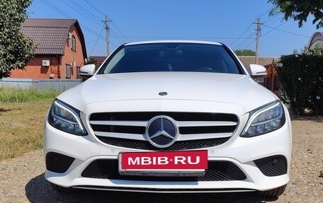 Mercedes-Benz C-Класс, 2018 год, 2 700 000 рублей, 6 фотография
