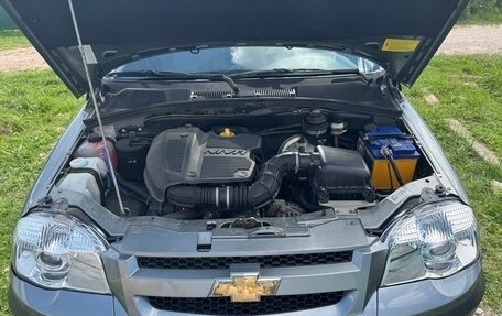Chevrolet Niva I рестайлинг, 2018 год, 780 000 рублей, 11 фотография