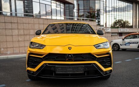 Lamborghini Urus I, 2021 год, 22 000 000 рублей, 2 фотография