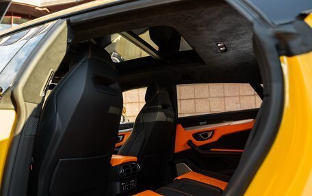 Lamborghini Urus I, 2021 год, 22 000 000 рублей, 12 фотография