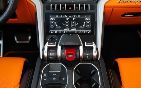Lamborghini Urus I, 2021 год, 22 000 000 рублей, 16 фотография